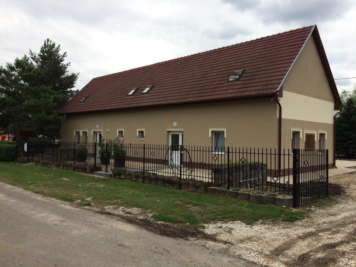 Ferienwohnung Harmonia Panzio Bogács Exterior foto