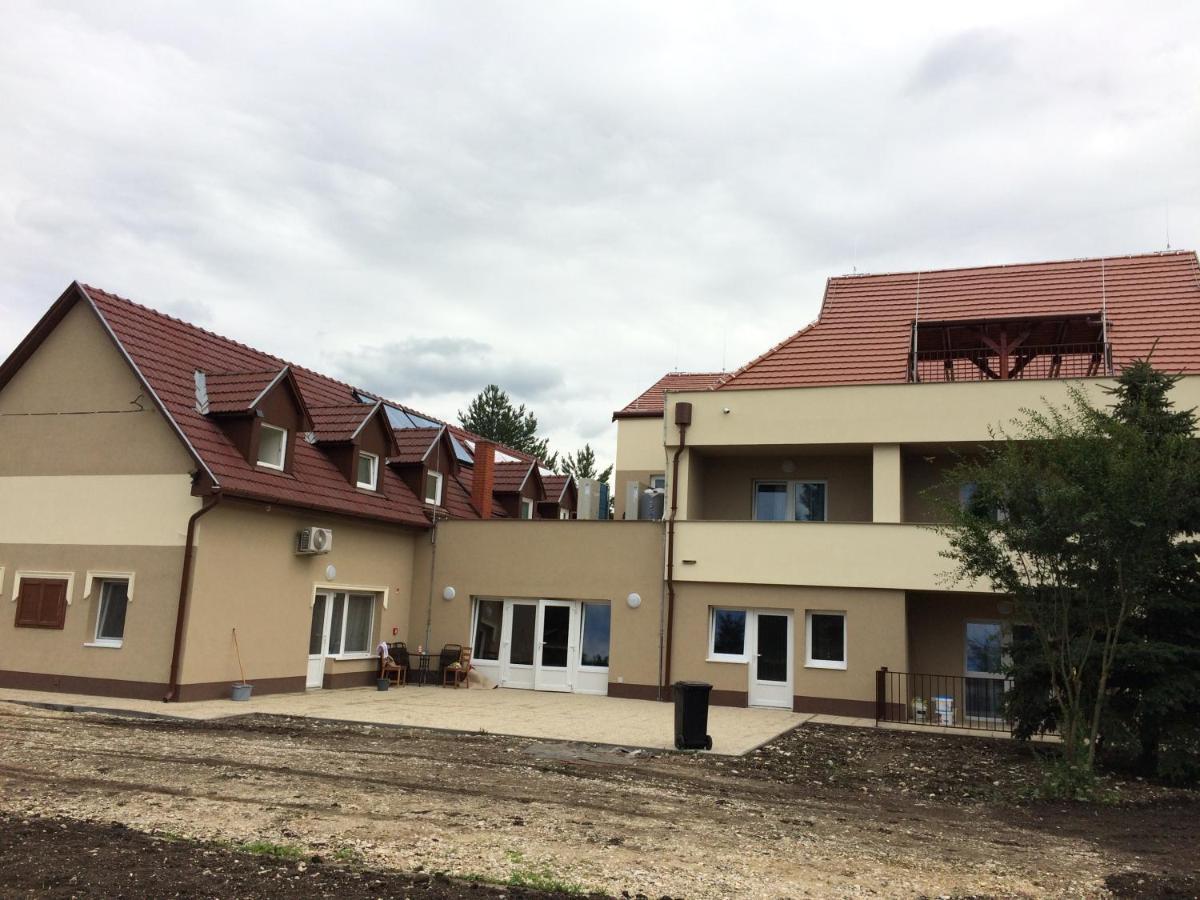 Ferienwohnung Harmonia Panzio Bogács Exterior foto